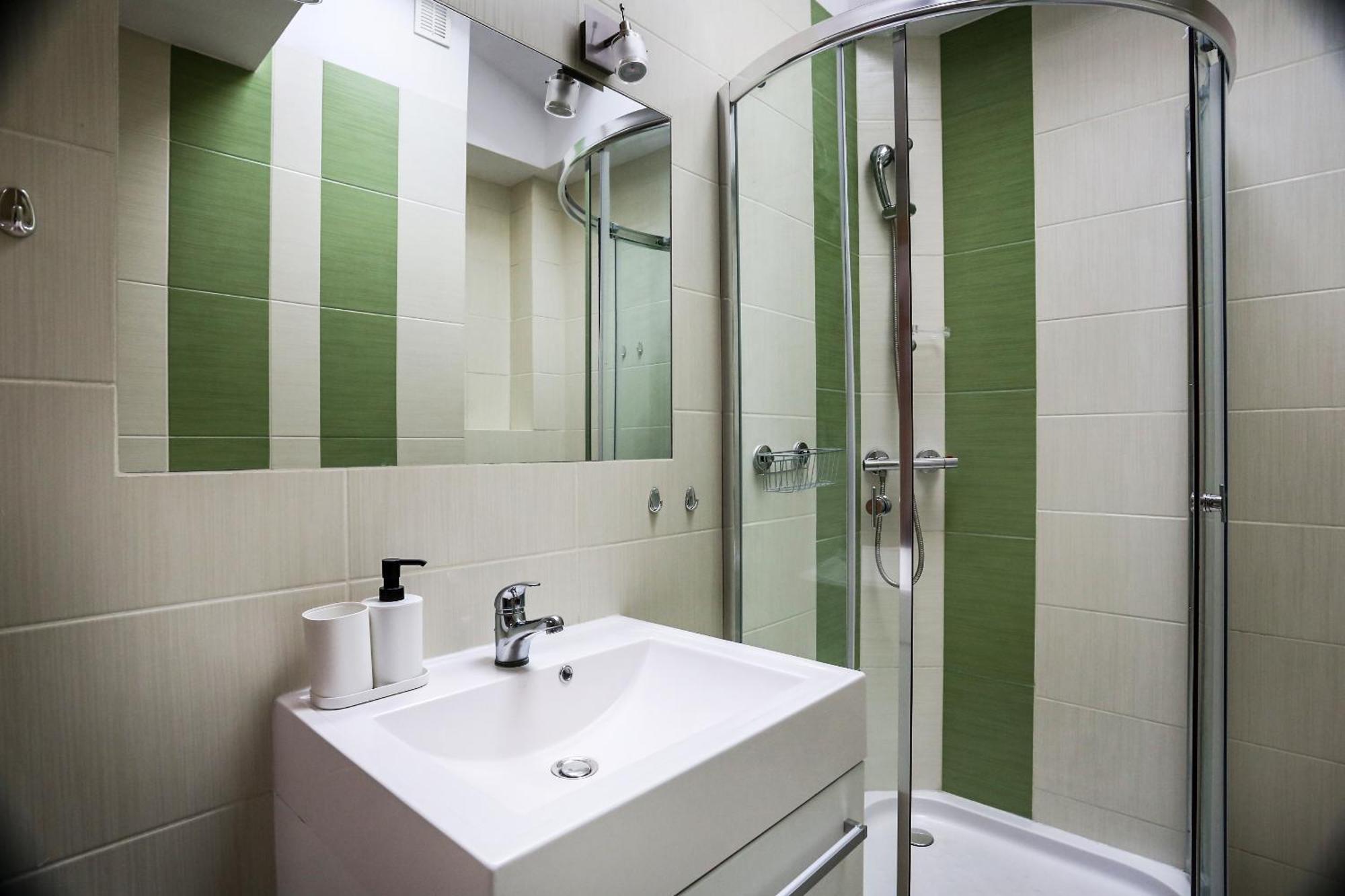 Fully-Furnished Apartment With Air Conditioning For Families, Cracow Old Town Krakow Exterior photo