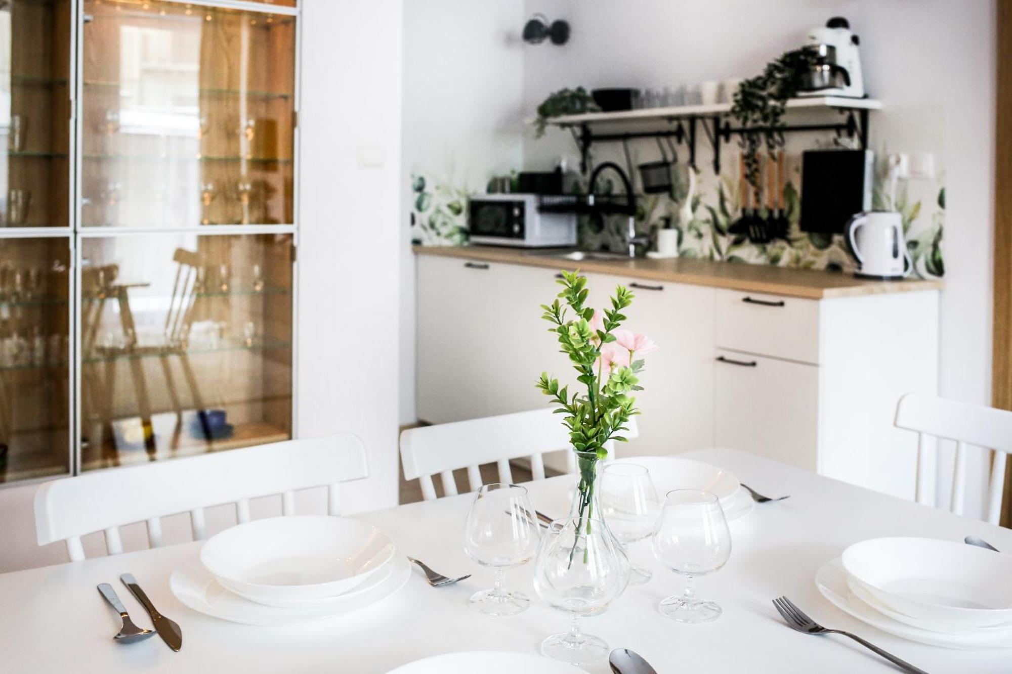 Fully-Furnished Apartment With Air Conditioning For Families, Cracow Old Town Krakow Exterior photo
