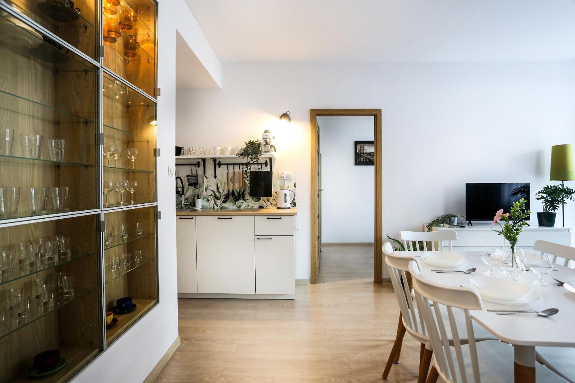 Fully-Furnished Apartment With Air Conditioning For Families, Cracow Old Town Krakow Exterior photo